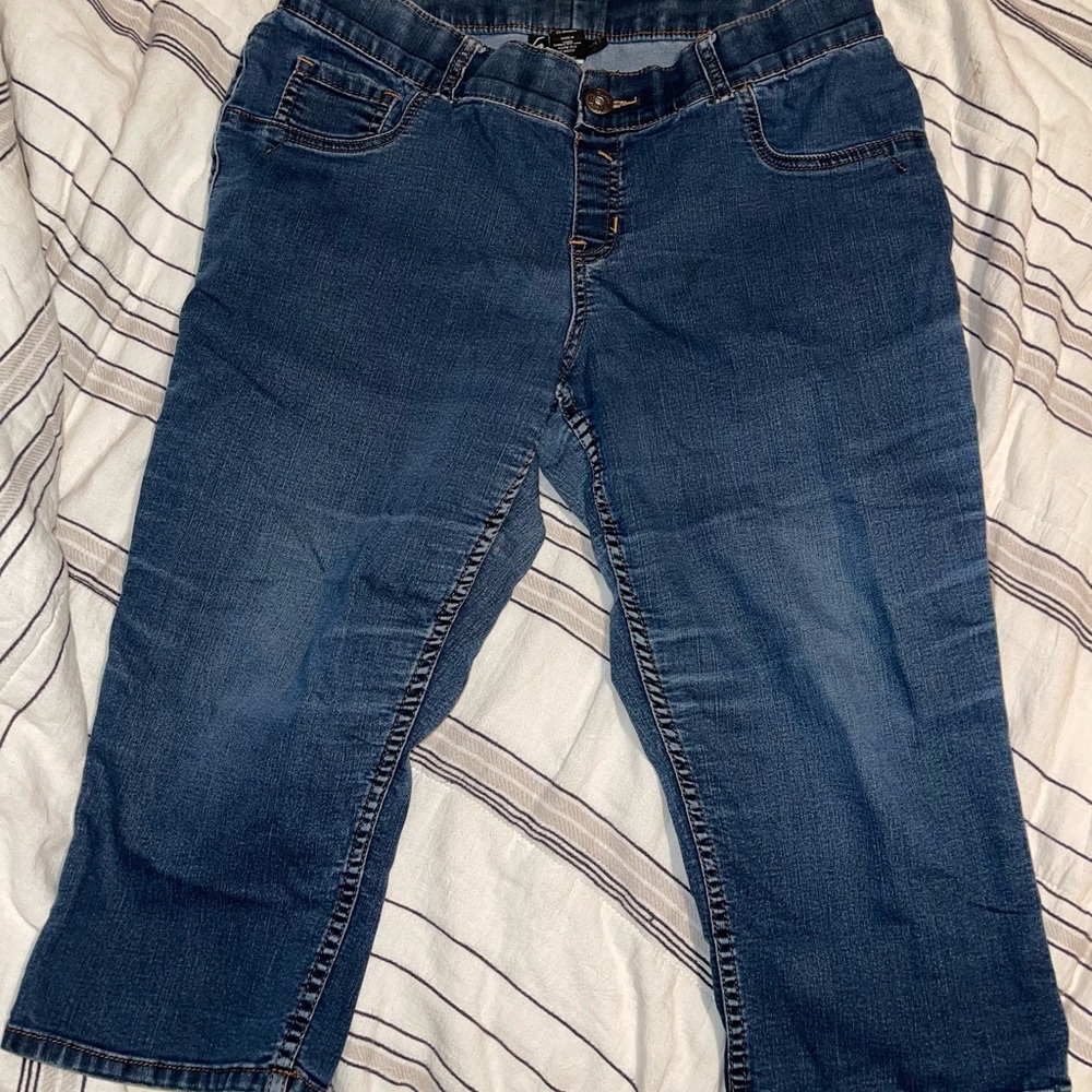 Plus size Jean capris size 14